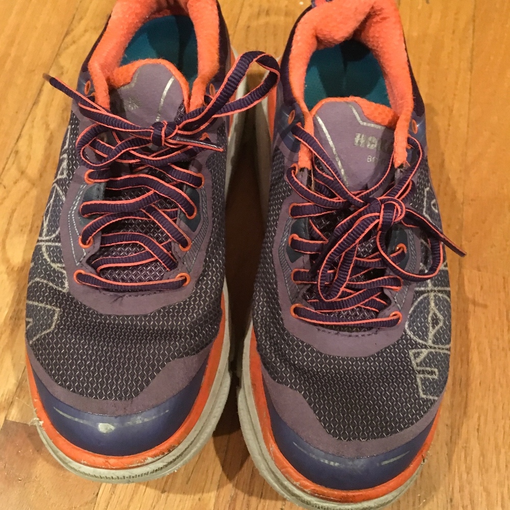 HOKA SNEAKERS!,